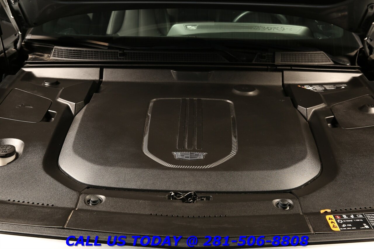 2024 Cadillac LYRIQ 2024 Tech NAV PANO ADAPT BLIND 25K MLS!! - Photo 21 - Houston, TX 77031