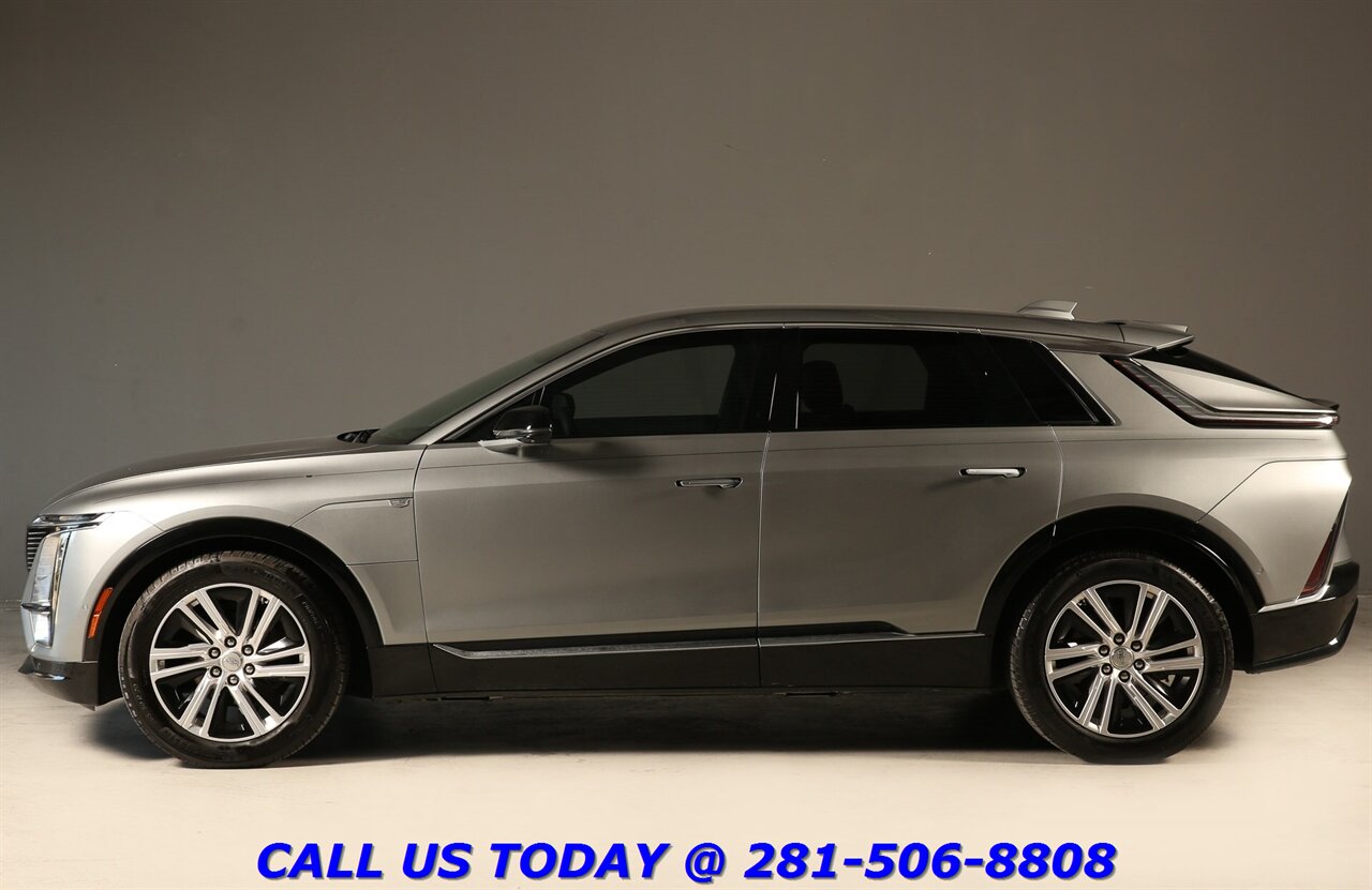 2024 Cadillac LYRIQ 2024 Tech NAV PANO ADAPT BLIND 25K MLS!! - Photo 3 - Houston, TX 77031