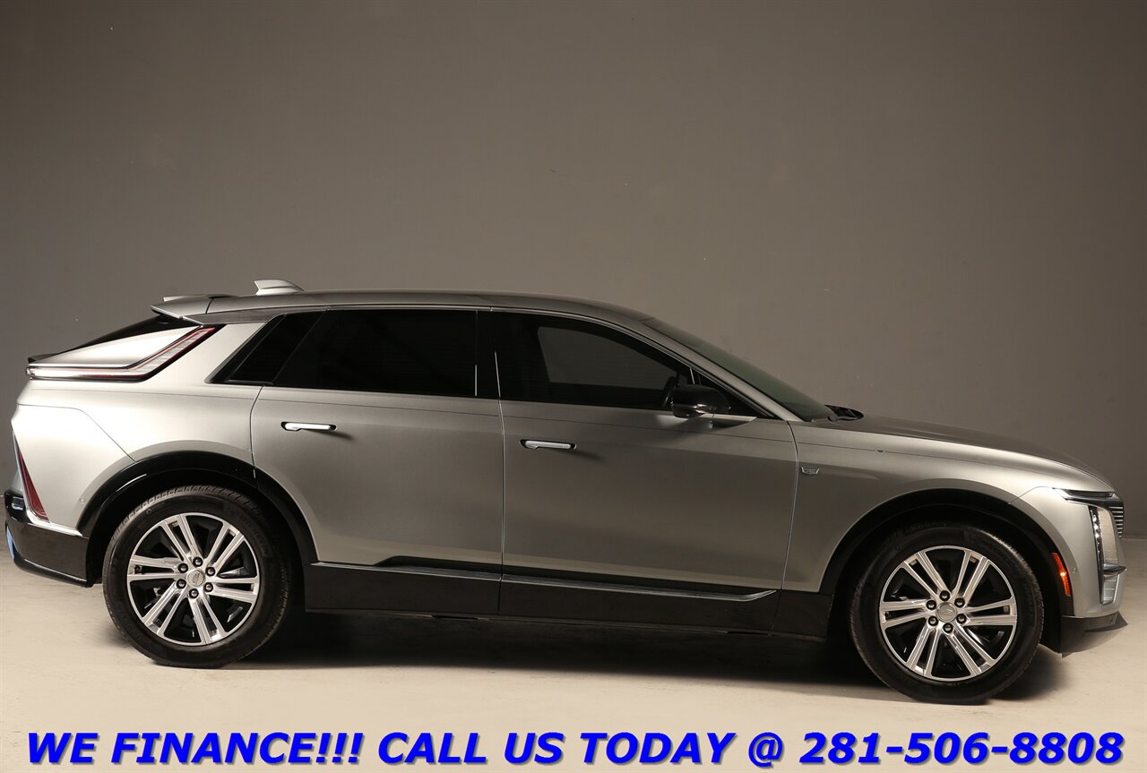 2024 Cadillac LYRIQ 2024 Tech NAV PANO ADAPT BLIND 25K MLS!!   - Photo 6 - Houston, TX 77031