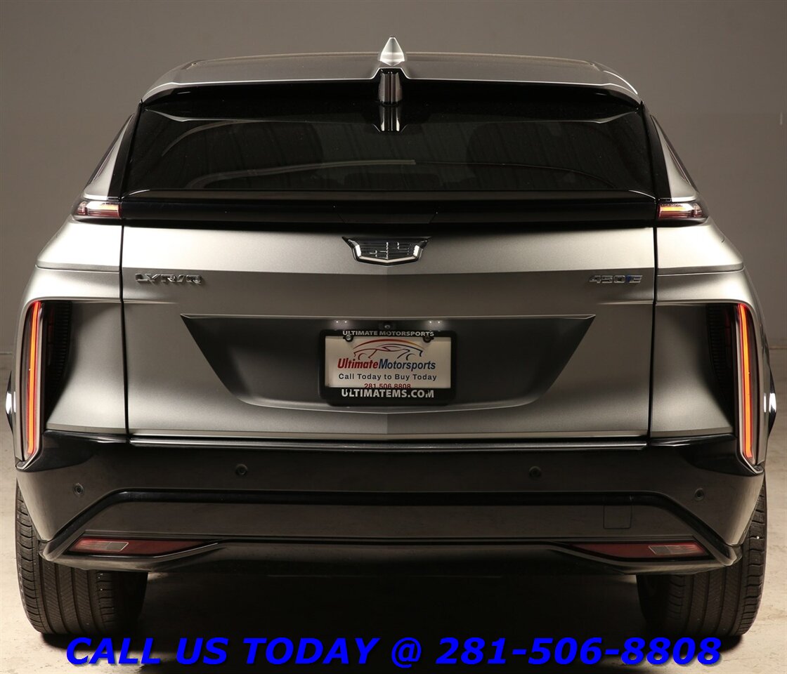 2024 Cadillac LYRIQ 2024 Tech NAV PANO ADAPT BLIND 25K MLS!! - Photo 4 - Houston, TX 77031