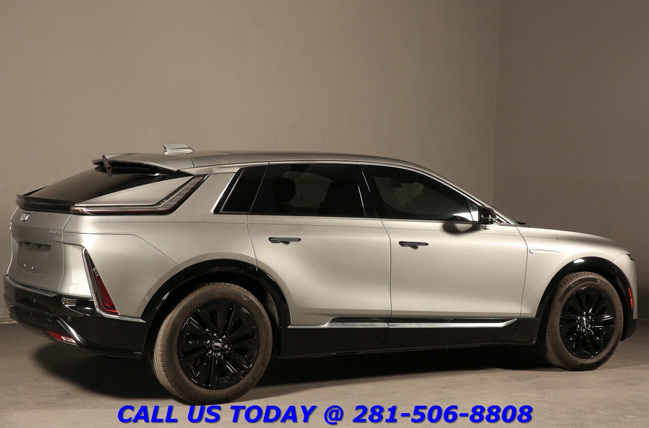 2024 Cadillac LYRIQ 2024 Tech NAV PANO ADAPT BLIND 25K MLS!!   - Photo 6 - Houston, TX 77031