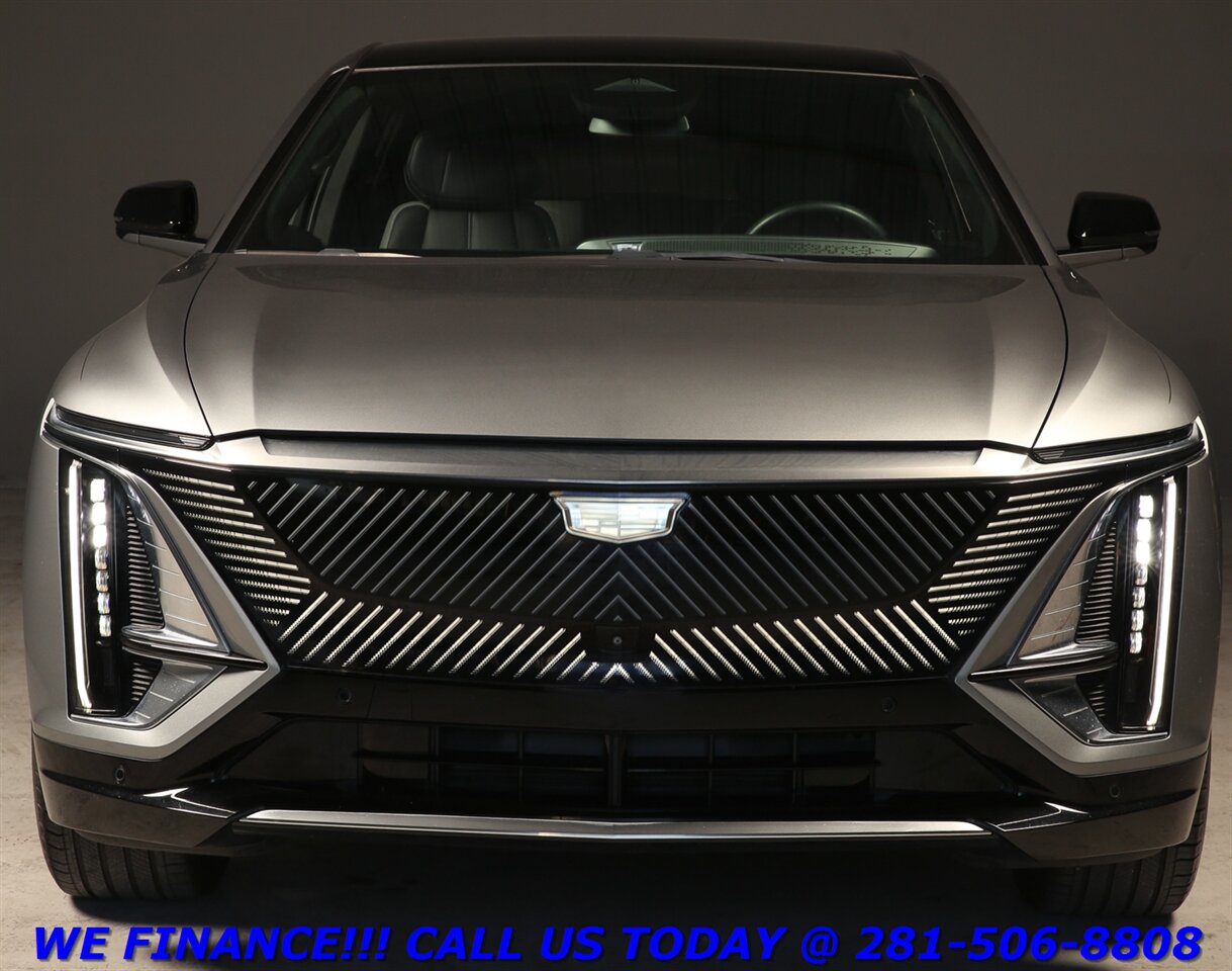2024 Cadillac LYRIQ 2024 Tech NAV PANO ADAPT BLIND 25K MLS!!   - Photo 8 - Houston, TX 77031