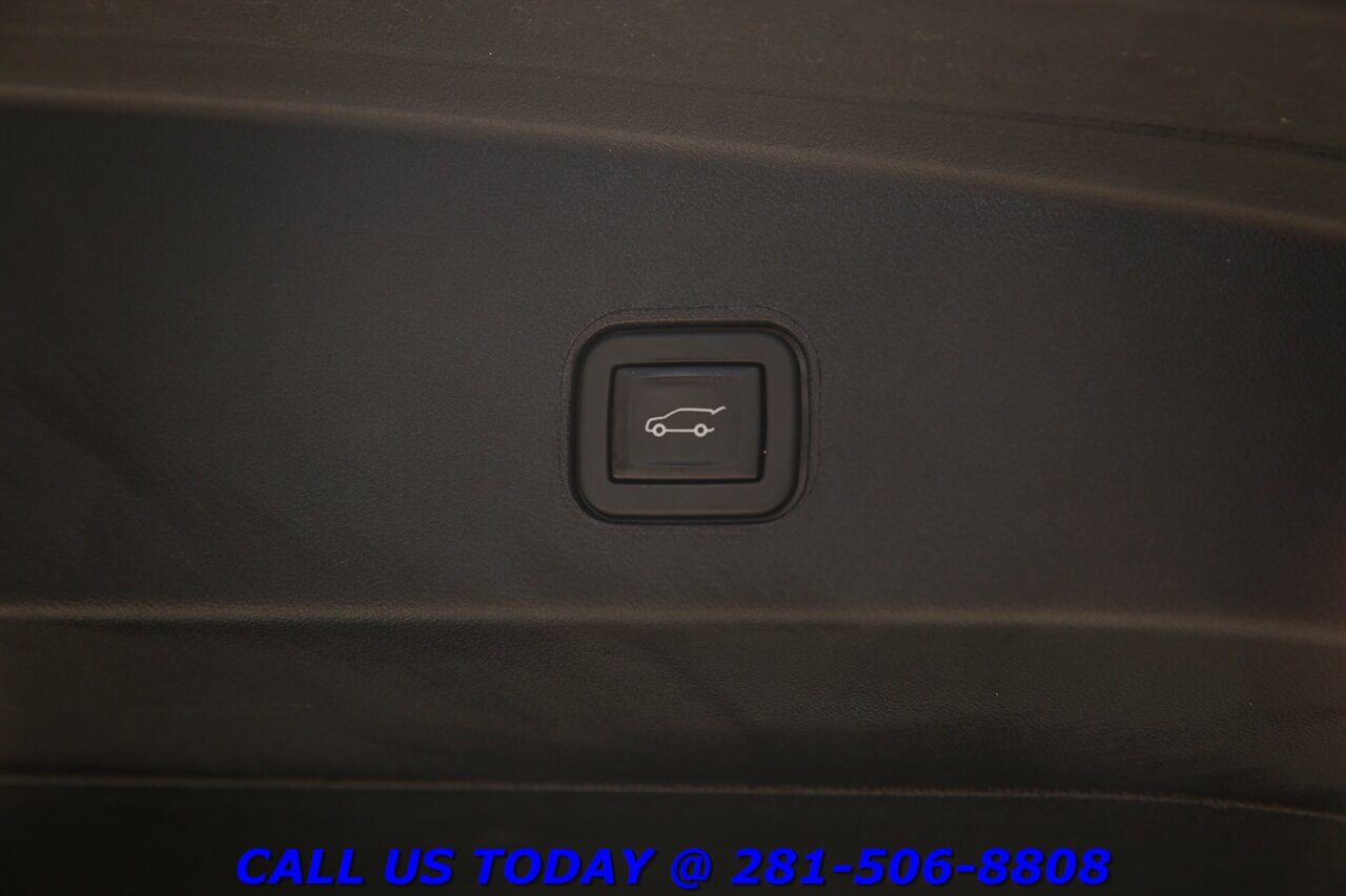 2024 Cadillac LYRIQ 2024 Tech NAV PANO ADAPT BLIND 25K MLS!! - Photo 23 - Houston, TX 77031