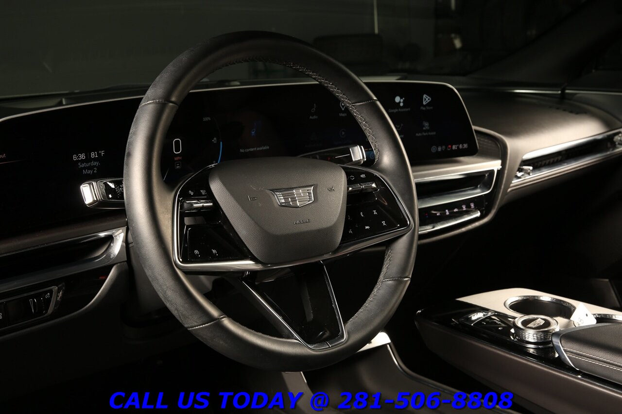 2024 Cadillac LYRIQ 2024 Tech NAV PANO ADAPT BLIND 25K MLS!! - Photo 10 - Houston, TX 77031