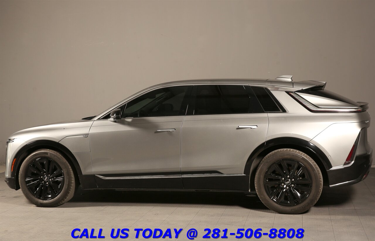2024 Cadillac LYRIQ 2024 Tech NAV PANO ADAPT BLIND 25K MLS!!   - Photo 4 - Houston, TX 77031