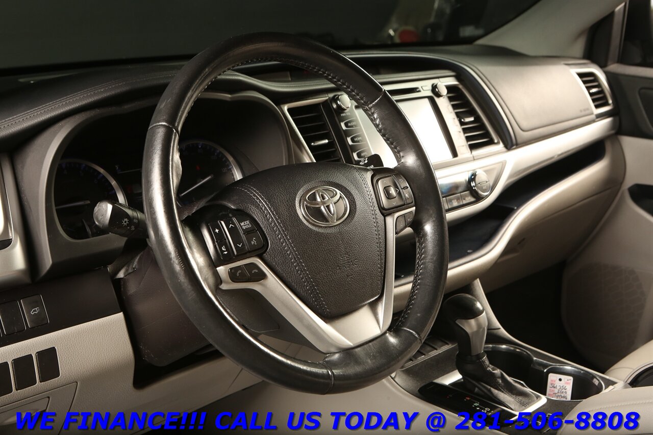 2019 Toyota Highlander 2019 XLE 7-PASS NAV SUN RADAR CRUISE LEATHER CAM - Photo 10 - Houston, TX 77031