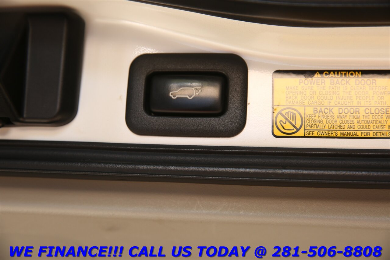 2011 Lexus LX 2011 LX 570 AWD NAV DVD SUN 3ROW MARK LEV 100K Mi - Photo 30 - Houston, TX 77031