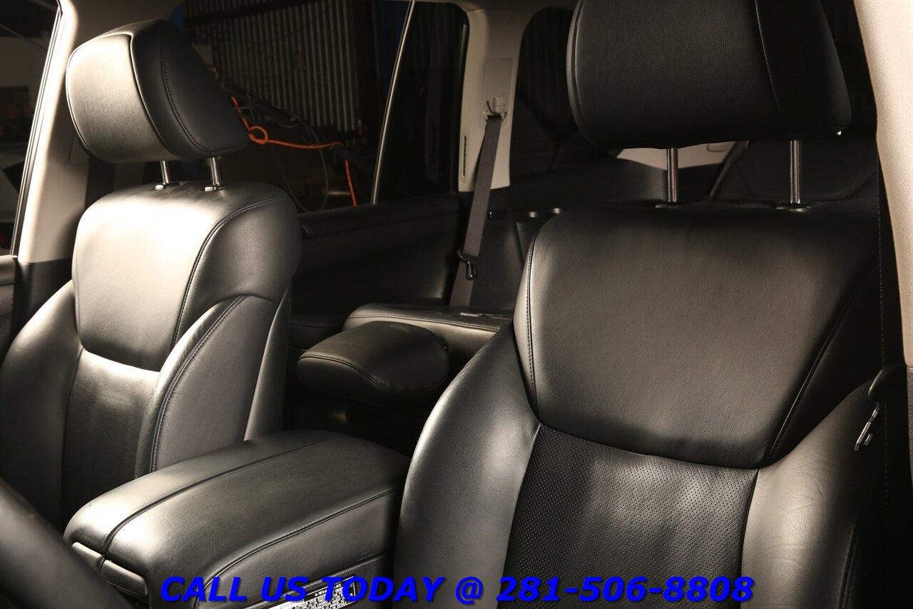 2011 Lexus LX 2011 LX 570 AWD NAV DVD SUN 3ROW MARK LEV 100K Mi - Photo 12 - Houston, TX 77031