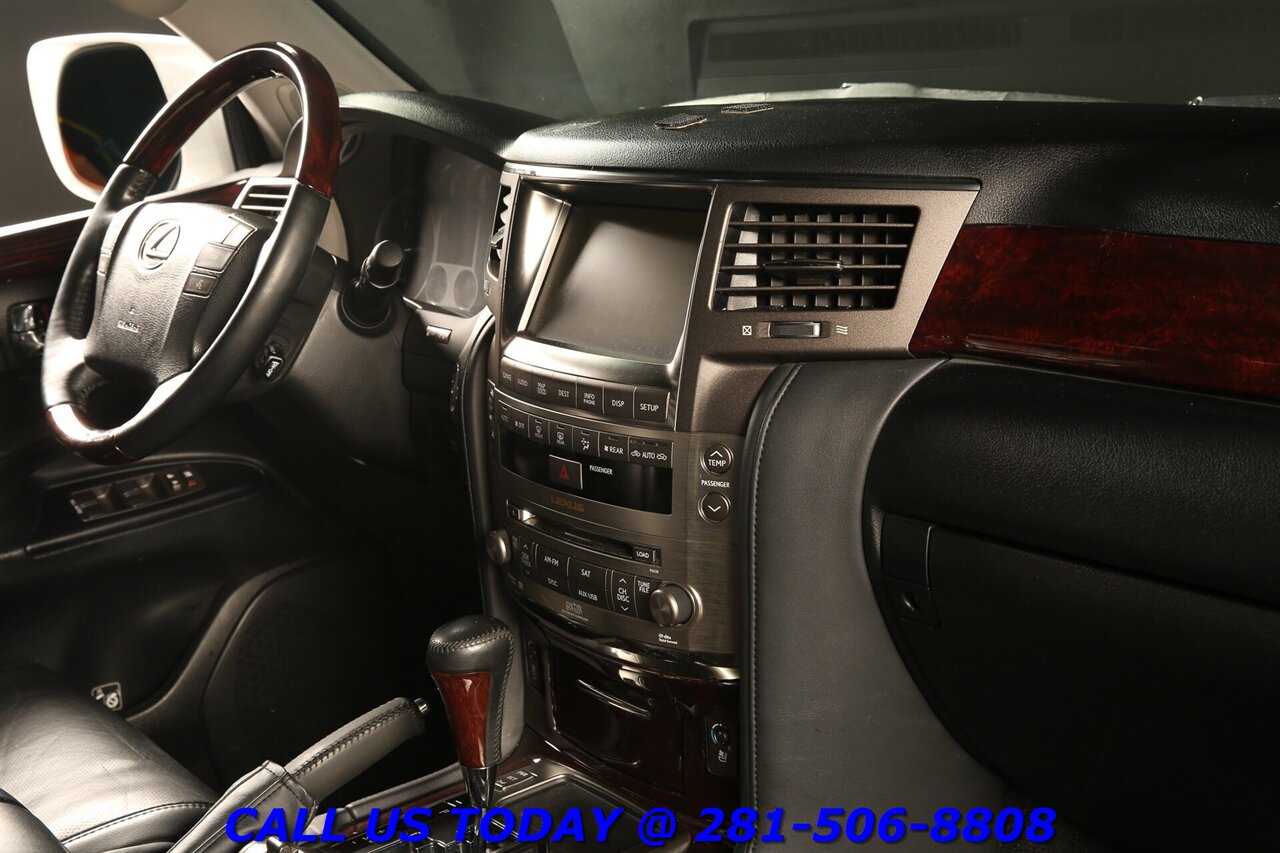 2011 Lexus LX 2011 LX 570 AWD NAV DVD SUN 3ROW MARK LEV 100K Mi - Photo 19 - Houston, TX 77031