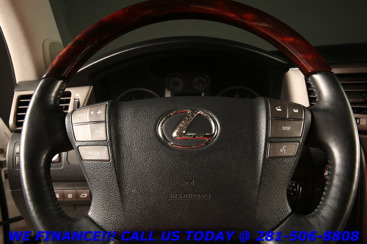 2011 Lexus LX 2011 LX 570 AWD NAV DVD SUN 3ROW MARK LEV 100K Mi - Photo 14 - Houston, TX 77031