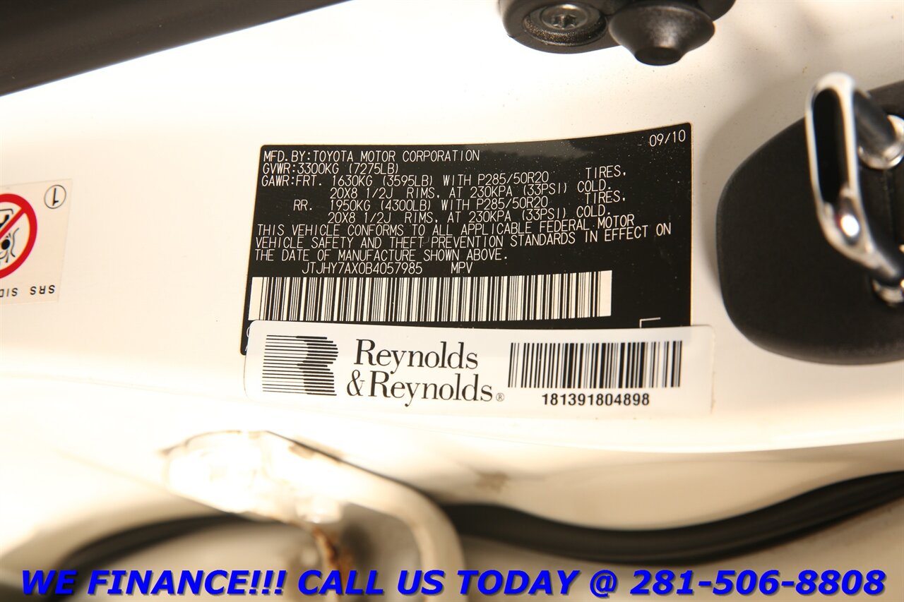 2011 Lexus LX 2011 LX 570 AWD NAV DVD SUN 3ROW MARK LEV 100K Mi - Photo 32 - Houston, TX 77031