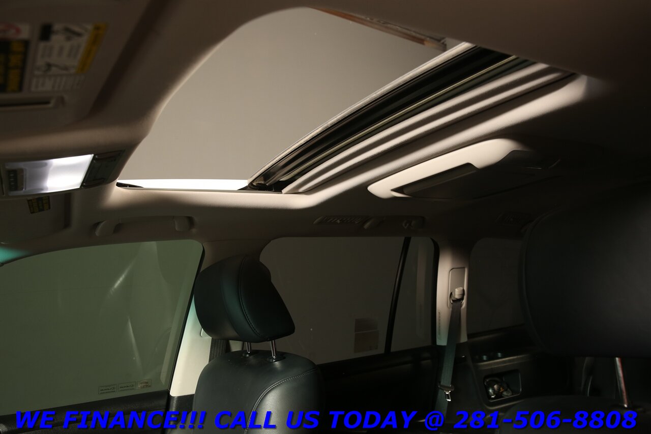 2011 Lexus LX 2011 LX 570 AWD NAV DVD SUN 3ROW MARK LEV 100K Mi - Photo 11 - Houston, TX 77031