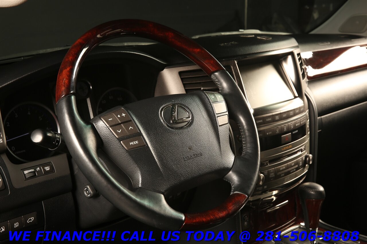 2011 Lexus LX 2011 LX 570 AWD NAV DVD SUN 3ROW MARK LEV 100K Mi - Photo 10 - Houston, TX 77031