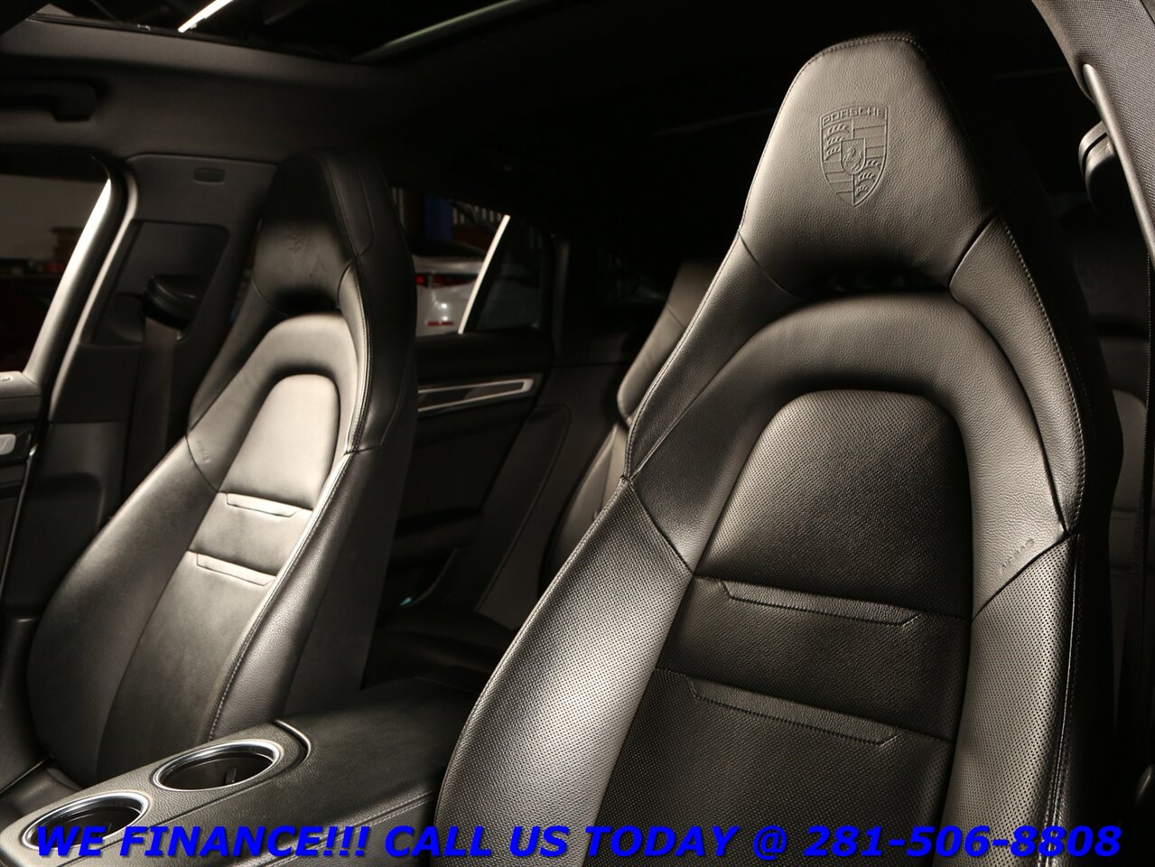 2017 Porsche Panamera 2017 PREM PLUS PKG NAV SUN ADAPTIVE AMBIENT BIRCH   - Photo 10 - Houston, TX 77031