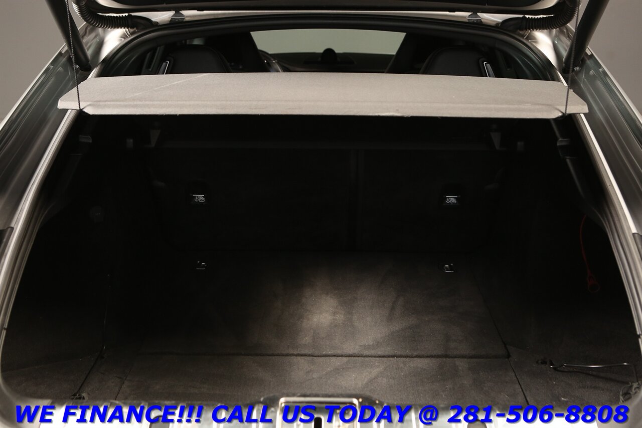 2017 Porsche Panamera 2017 PREM PLUS PKG NAV SUN ADAPTIVE AMBIENT BIRCH   - Photo 28 - Houston, TX 77031