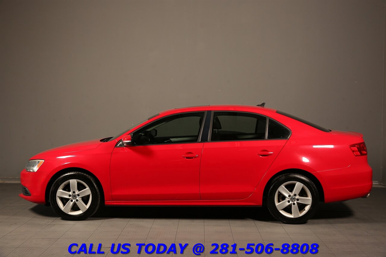2012 Volkswagen Jetta 2012 TDI DIESEL FENDER CARPLAY SUNROOF HEATSEAT - Photo 28 - Houston, TX 77031