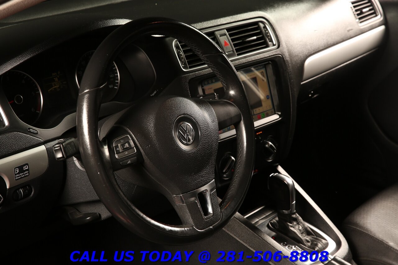 2012 Volkswagen Jetta 2012 TDI DIESEL FENDER CARPLAY SUNROOF HEATSEAT - Photo 10 - Houston, TX 77031