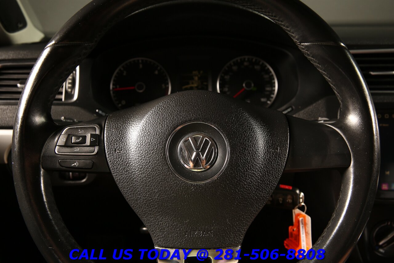2012 Volkswagen Jetta 2012 TDI DIESEL FENDER CARPLAY SUNROOF HEATSEAT - Photo 14 - Houston, TX 77031