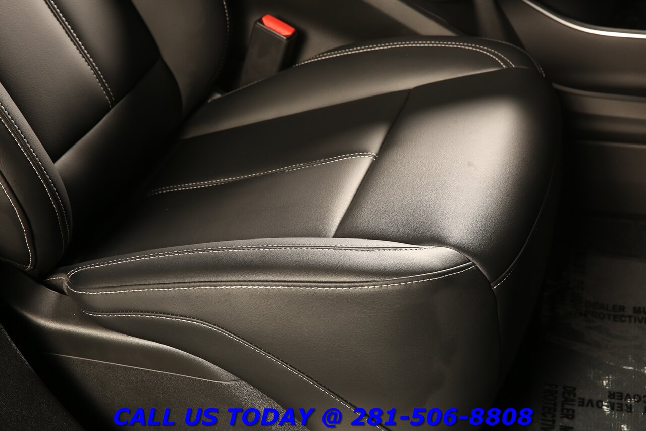2024 Cadillac LYRIQ 2024 Tech NAV PANO ADAPT CRUISE BLIND 17K MLS!!!   - Photo 22 - Houston, TX 77031