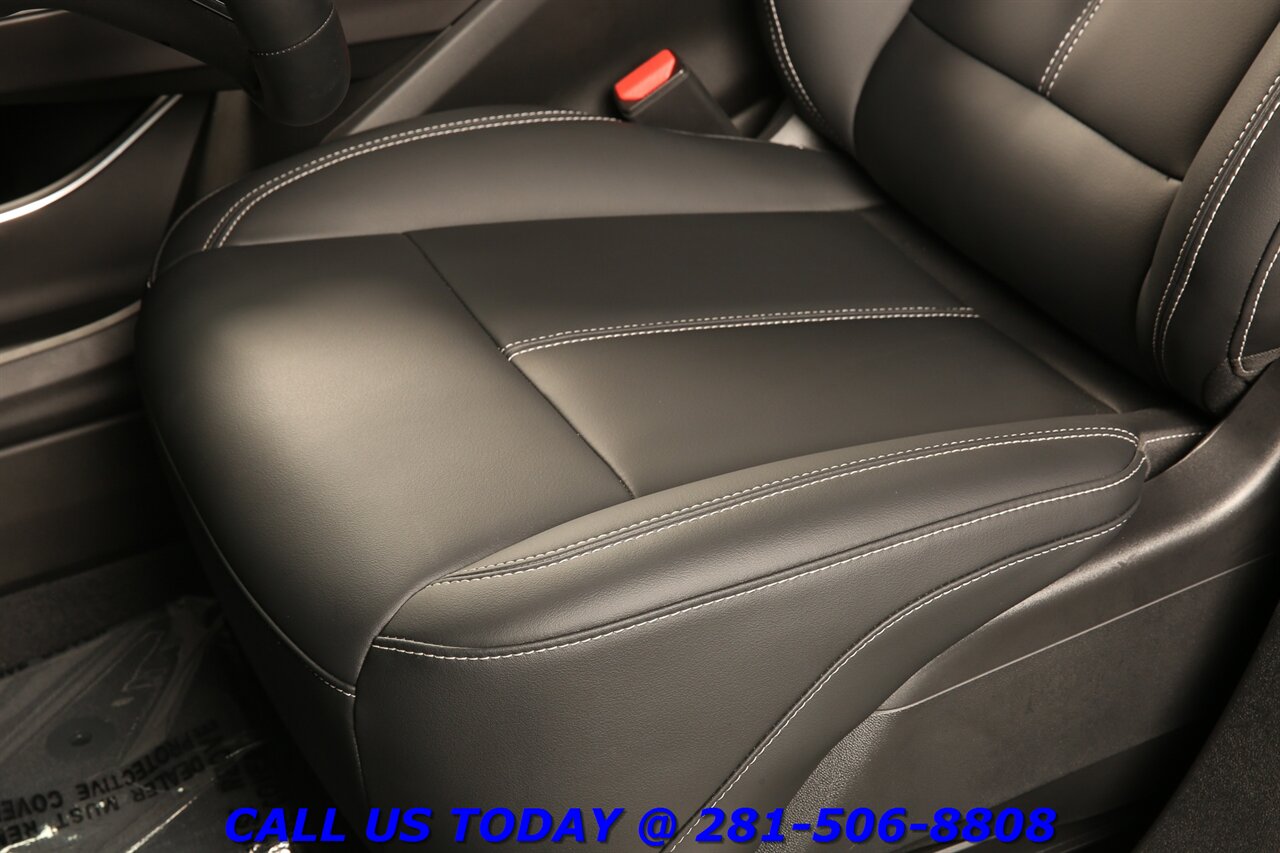 2024 Cadillac LYRIQ 2024 Tech NAV PANO ADAPT CRUISE BLIND 17K MLS!!!   - Photo 14 - Houston, TX 77031