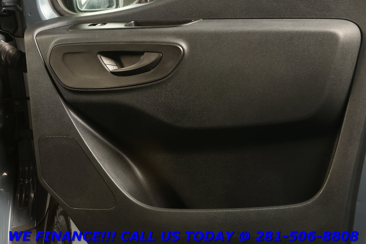 2019 Mercedes-Benz Sprinter 2019 2500 DIESEL CARGO VAN HIGH ROOF COMMERCIAL - Photo 17 - Houston, TX 77031