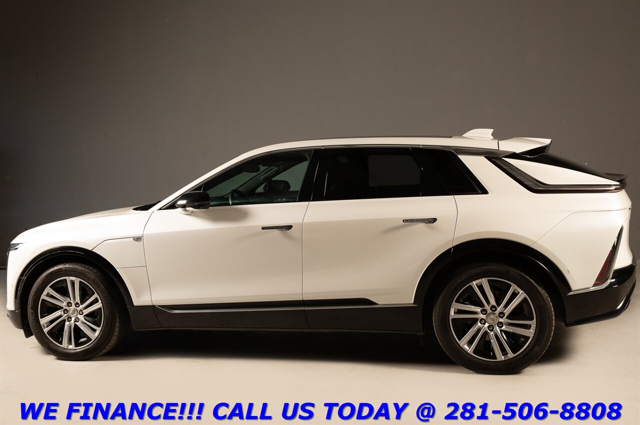 2024 Cadillac LYRIQ 2024 Tech AWD NAV PANO ADAPT CRUISE BLIND 31K MLS - Photo 4 - Houston, TX 77031