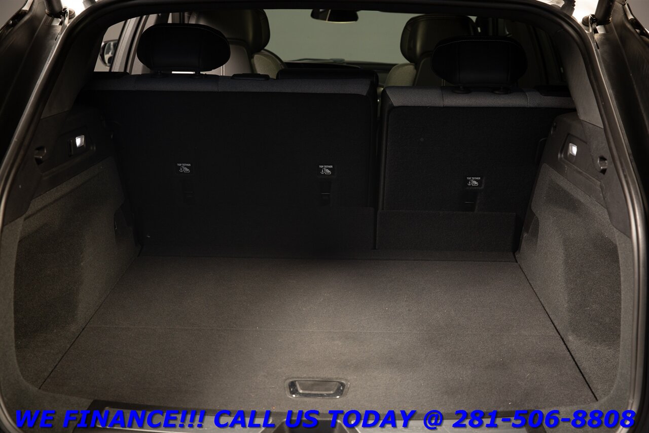 2024 Cadillac LYRIQ 2024 Tech AWD NAV PANO ADAPT CRUISE BLIND 31K MLS - Photo 22 - Houston, TX 77031