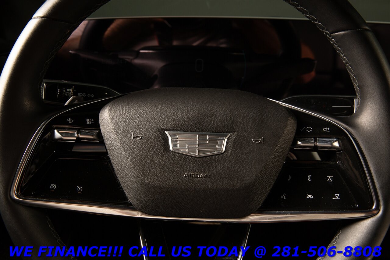 2024 Cadillac LYRIQ 2024 Tech AWD NAV PANO ADAPT CRUISE BLIND 31K MLS - Photo 14 - Houston, TX 77031