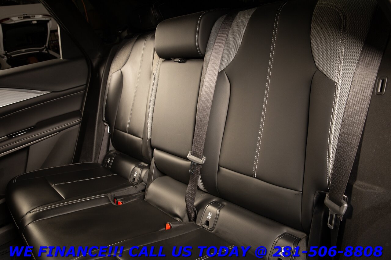 2024 Cadillac LYRIQ 2024 Tech AWD NAV PANO ADAPT CRUISE BLIND 31K MLS - Photo 21 - Houston, TX 77031