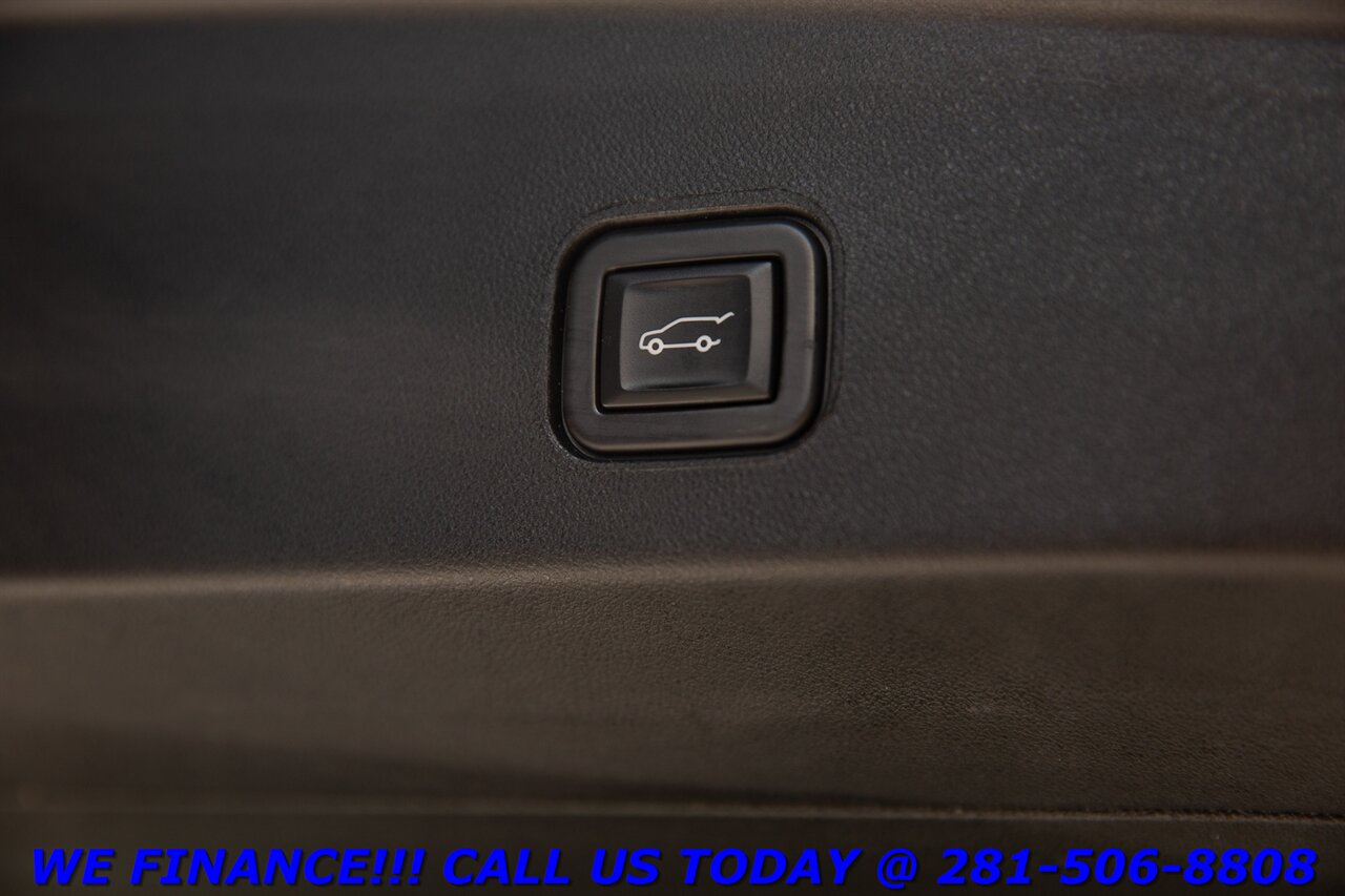 2024 Cadillac LYRIQ 2024 Tech AWD NAV PANO ADAPT CRUISE BLIND 31K MLS - Photo 23 - Houston, TX 77031