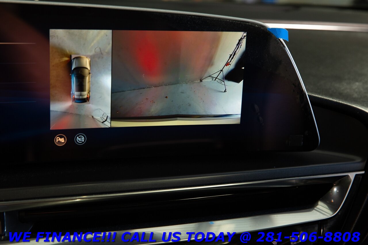 2024 Cadillac LYRIQ 2024 Tech AWD NAV PANO ADAPT CRUISE BLIND 31K MLS - Photo 17 - Houston, TX 77031