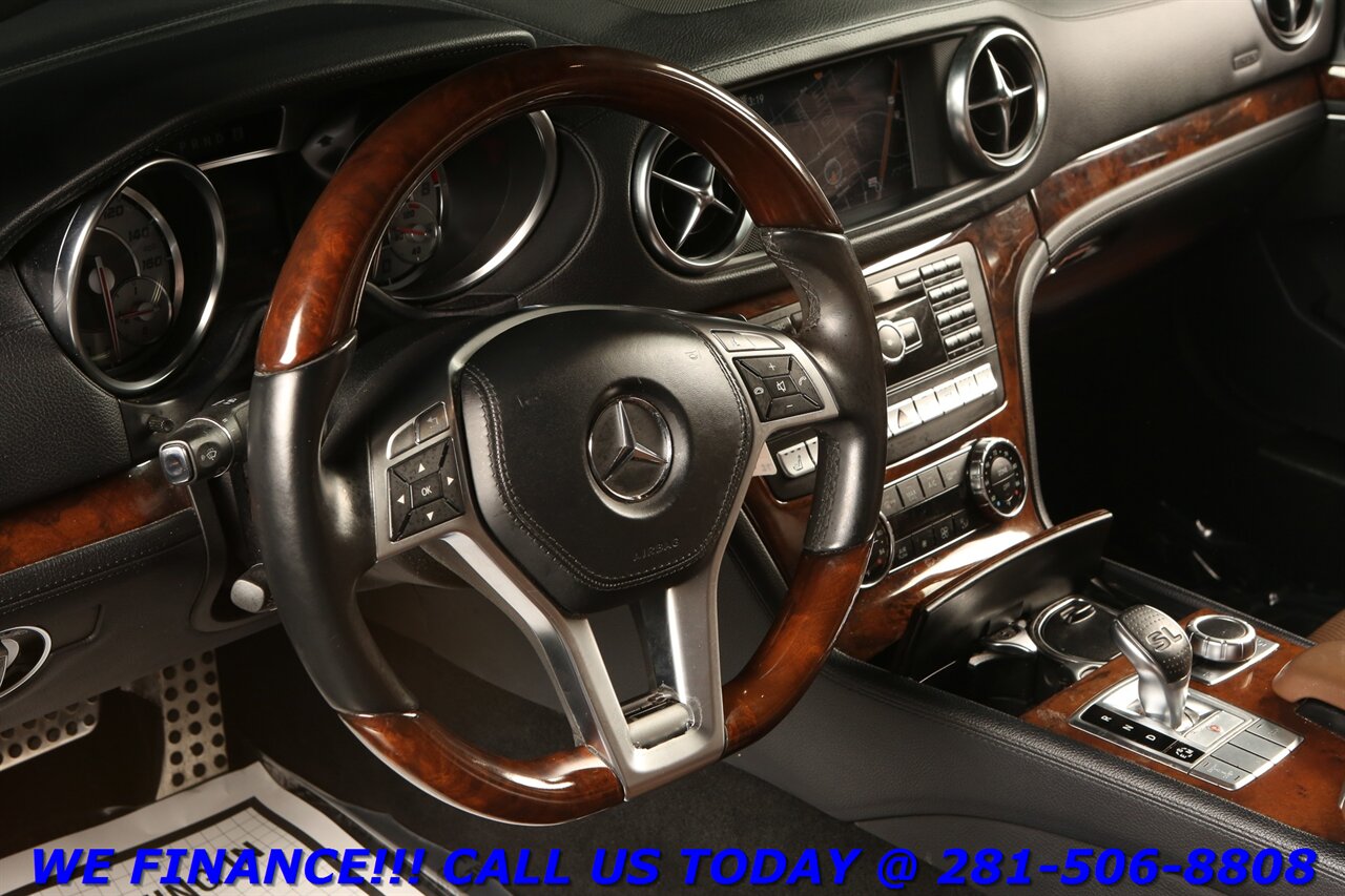 2013 Mercedes-Benz 2013 SL 550 NAV PANO BLIND HEAT/COOL SEAT 72K   - Photo 10 - Houston, TX 77031