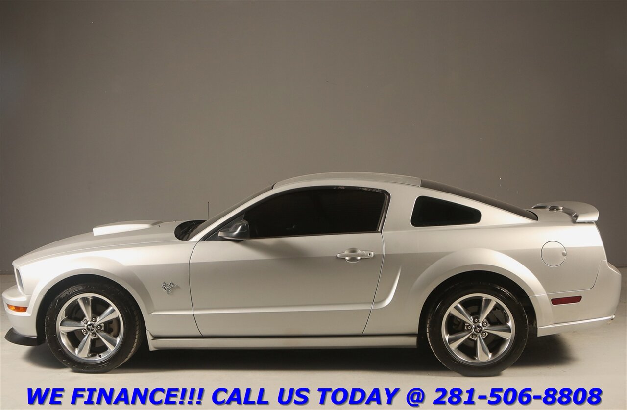 2009 Ford FORD MUSTANG GT PREMIUM 5 SPEED SHORT-THROW SHIFTER LTHR 39K MILES   - Photo 5 - Houston, TX 77031