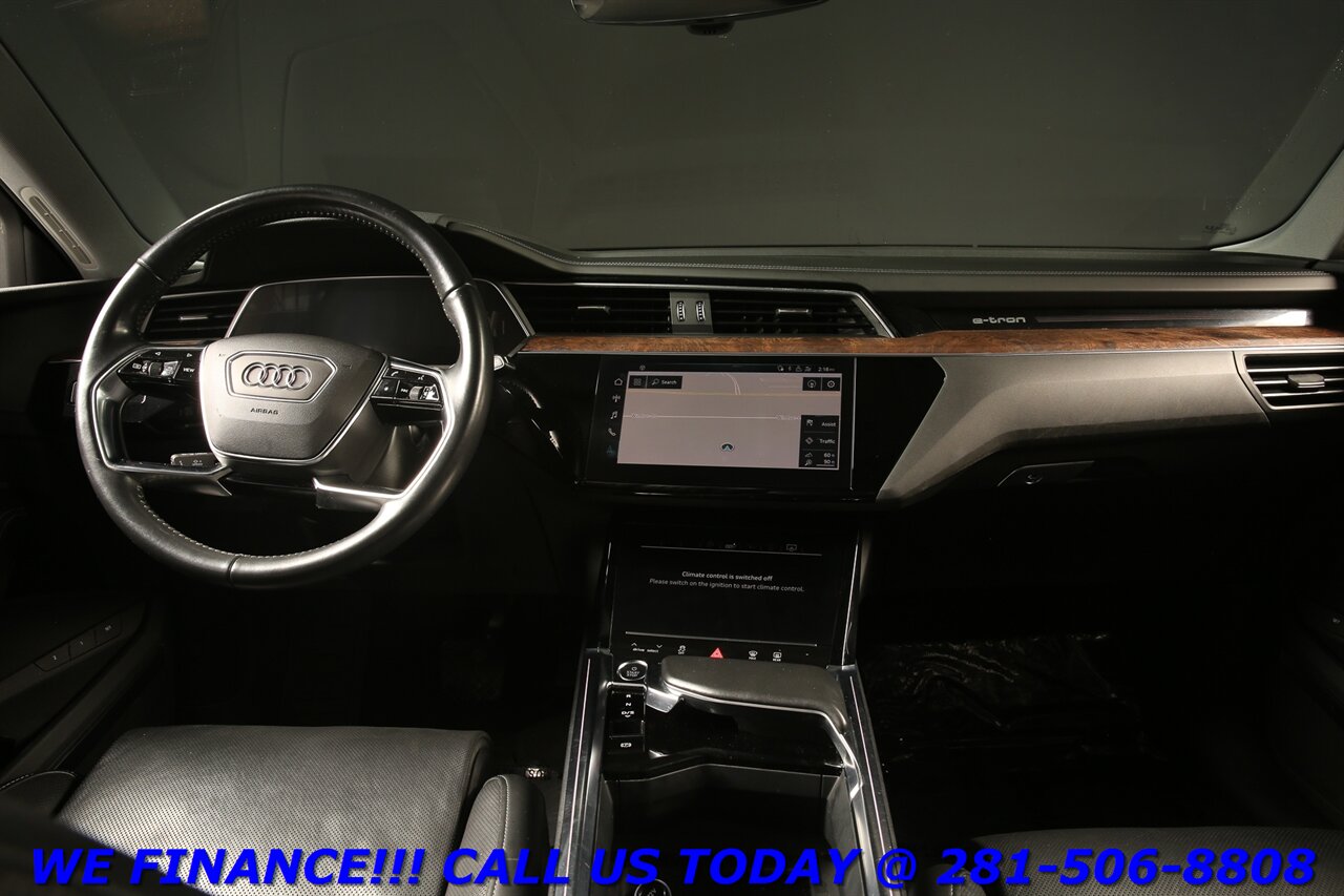 2019 Audi e-tron 2019 Quattro Prestige AWD NAV HUD PANO MASS 53K Mi - Photo 3 - Houston, TX 77031