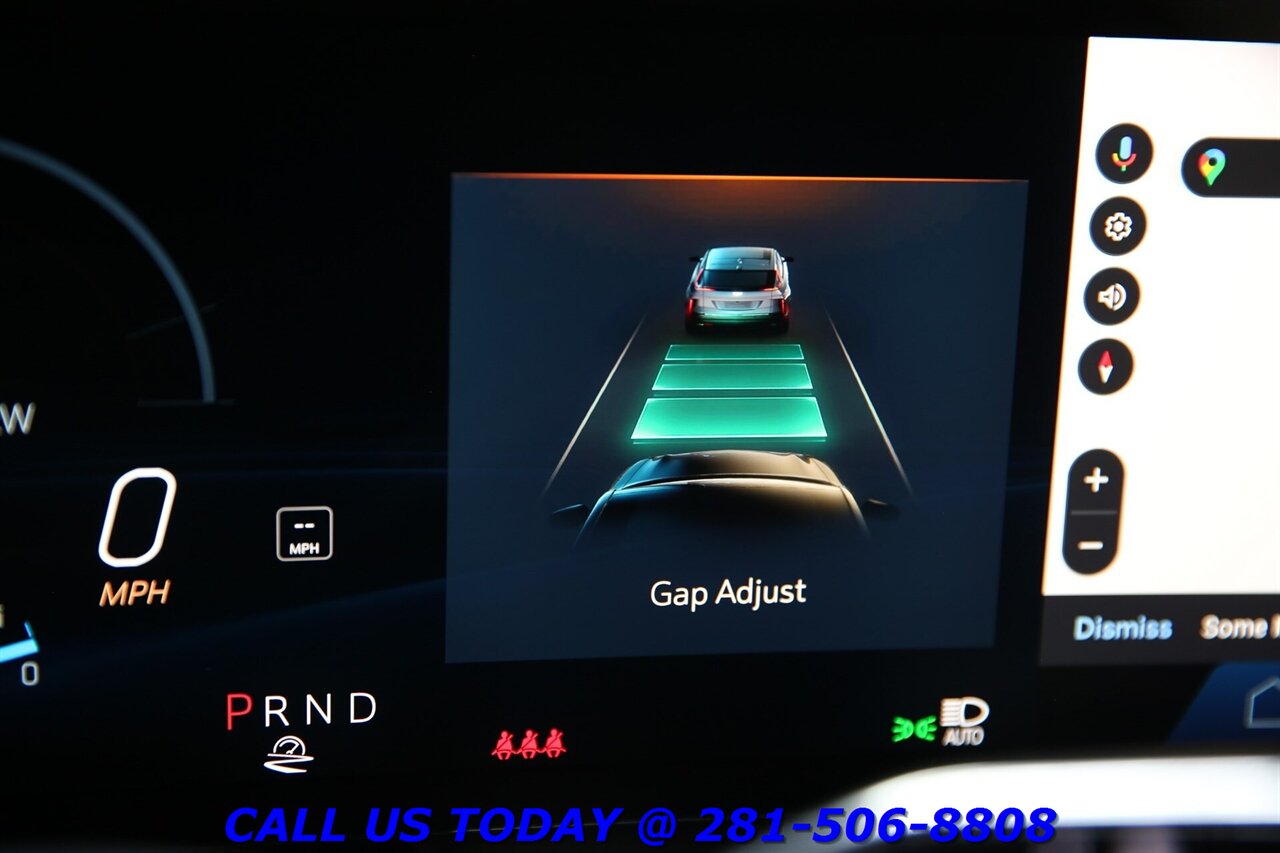2024 Cadillac LYRIQ 2024 Luxury AWD 500HP NAV PANO ADAPT BLIND 23K MLS - Photo 17 - Houston, TX 77031