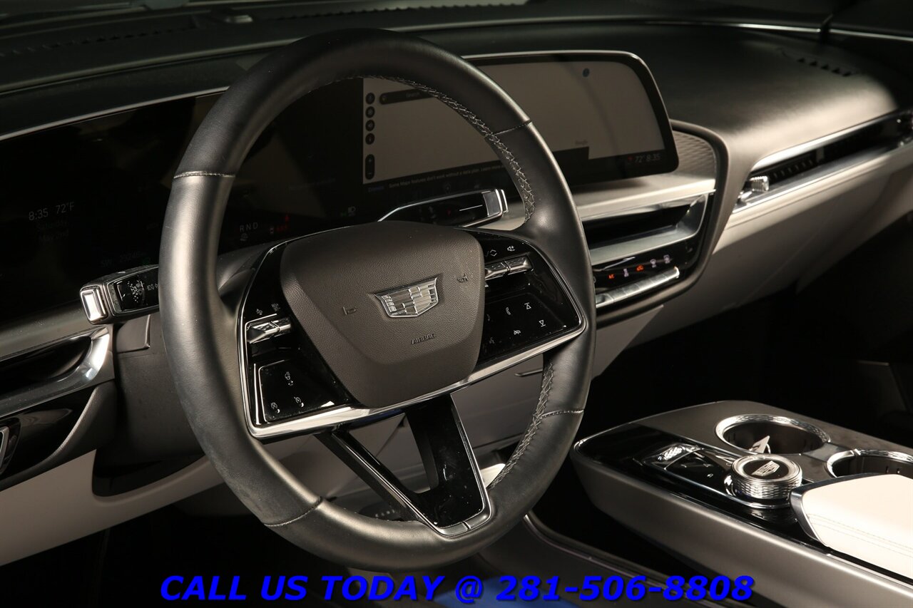 2024 Cadillac LYRIQ 2024 Luxury AWD 500HP NAV PANO ADAPT BLIND 23K MLS - Photo 11 - Houston, TX 77031