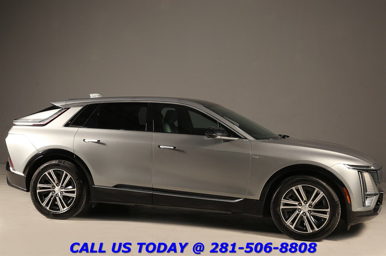 2024 Cadillac LYRIQ 2024 Luxury AWD 500HP NAV PANO ADAPT BLIND 23K MLS - Photo 8 - Houston, TX 77031