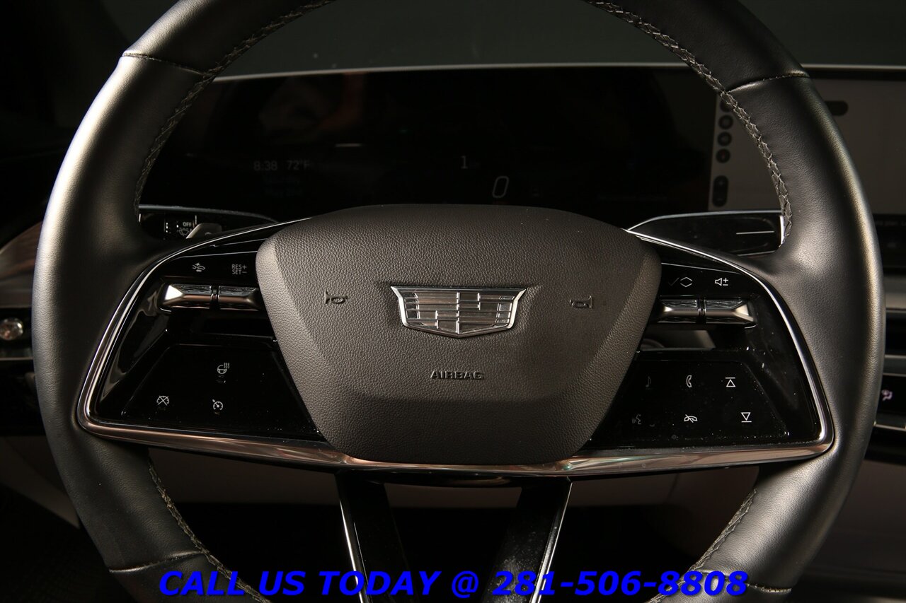 2024 Cadillac LYRIQ 2024 Luxury AWD 500HP NAV PANO ADAPT BLIND 23K MLS - Photo 15 - Houston, TX 77031