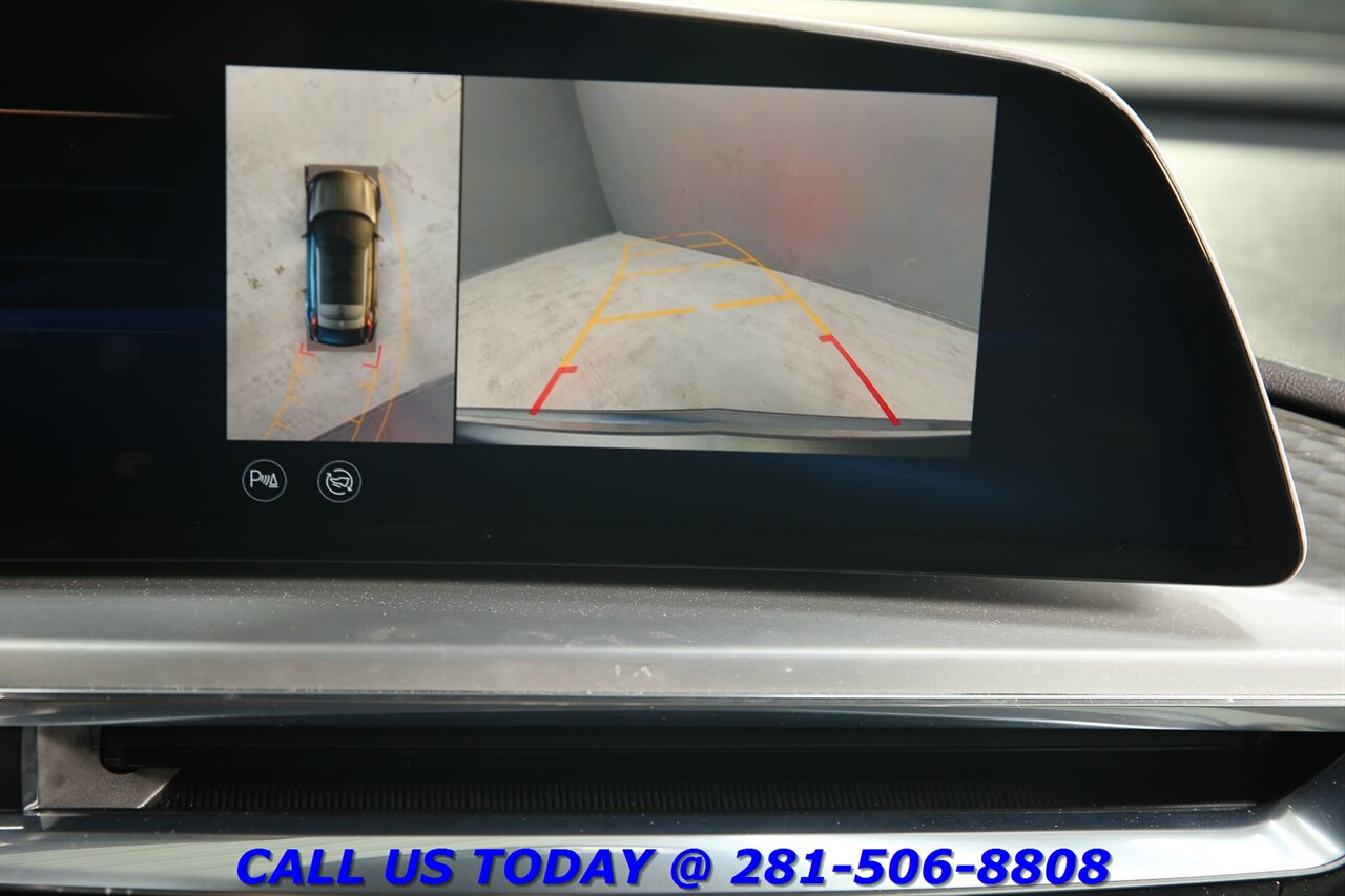 2024 Cadillac LYRIQ 2024 Luxury AWD 500HP NAV PANO ADAPT BLIND 23K MLS - Photo 19 - Houston, TX 77031