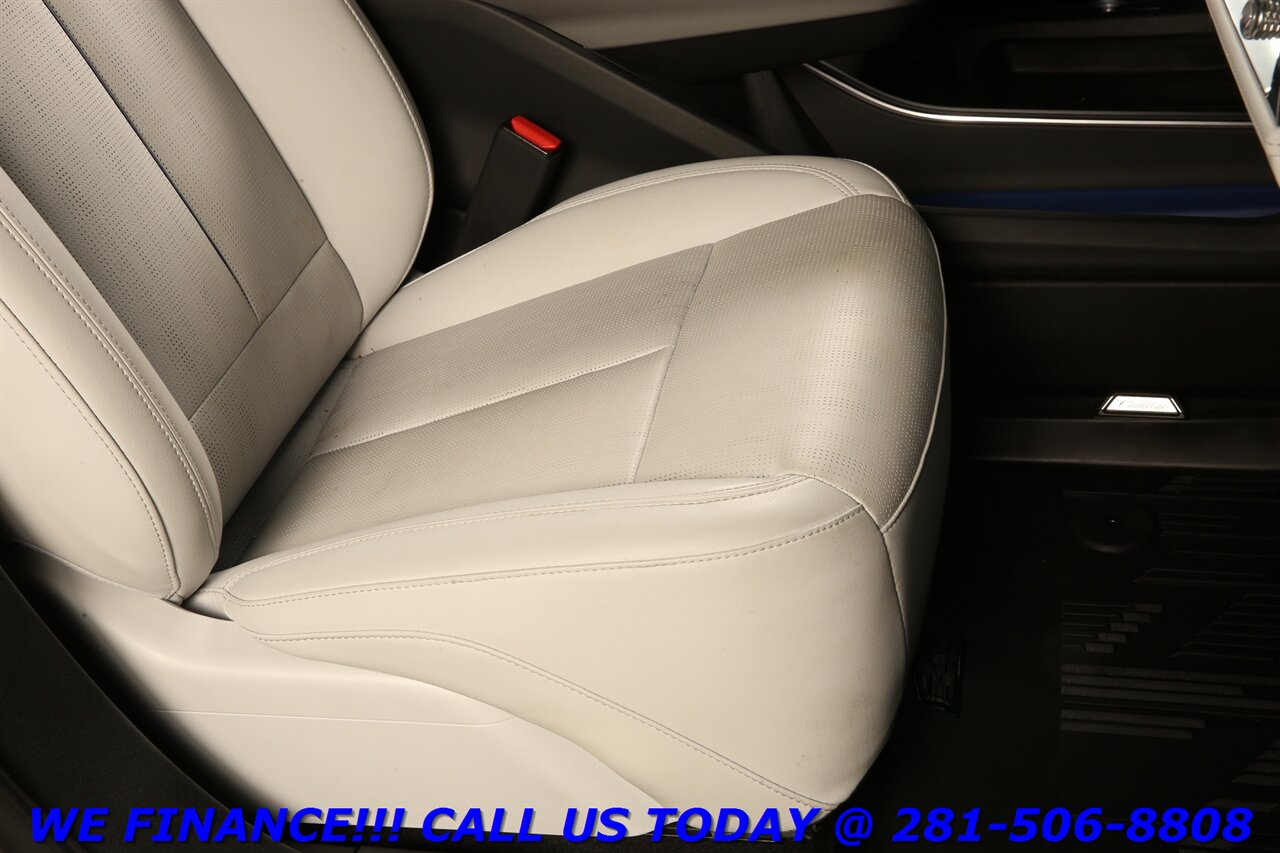 2024 Cadillac LYRIQ 2024 Luxury AWD NAV PANO ADAPT BLIND 23K MLS   - Photo 21 - Houston, TX 77031