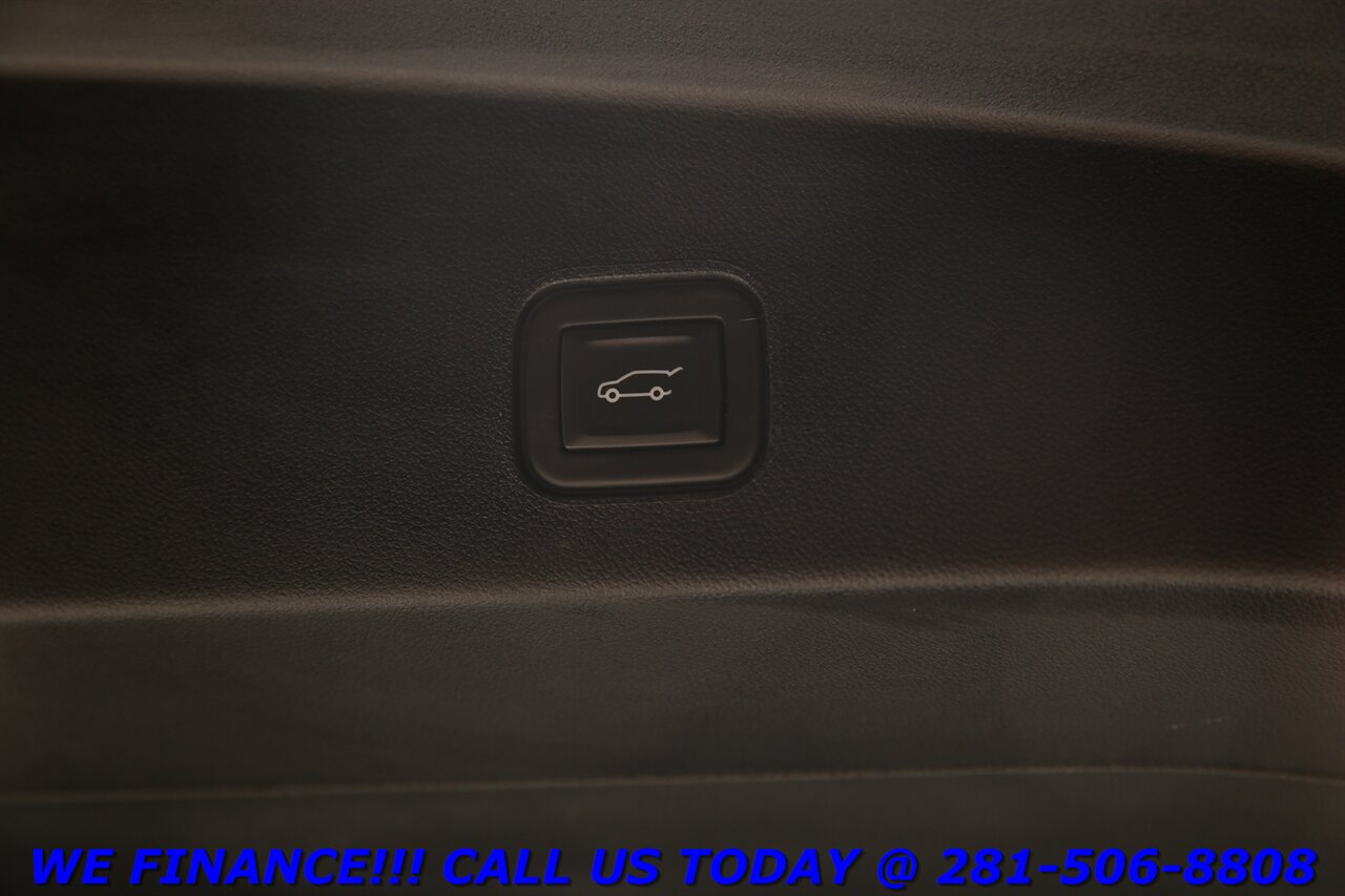 2024 Cadillac LYRIQ 2024 Luxury AWD NAV PANO ADAPT BLIND 23K MLS   - Photo 27 - Houston, TX 77031
