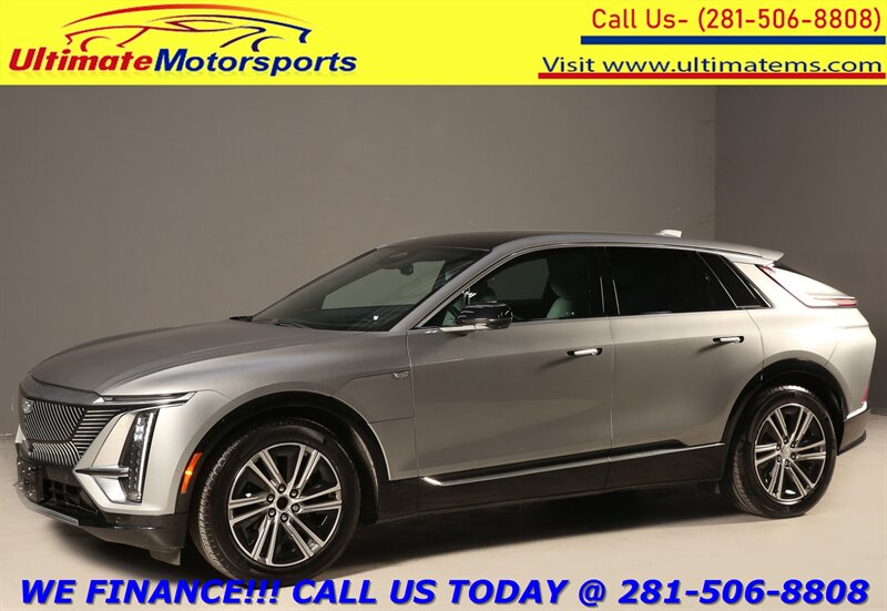 2024 Cadillac LYRIQ 2024 Luxury AWD NAV PANO ADAPT BLIND 23K MLS  