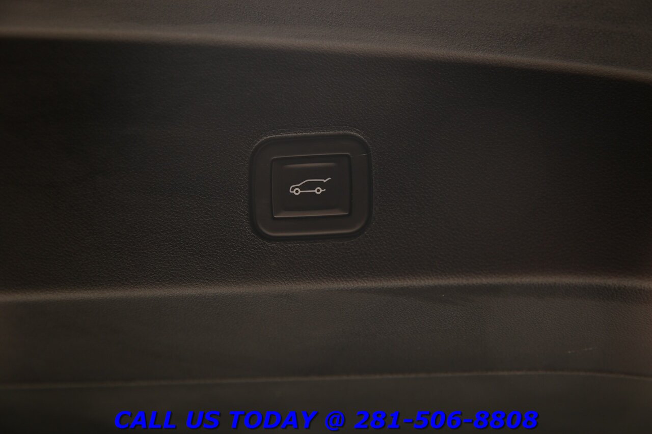 2024 Cadillac LYRIQ 2024 Luxury AWD 500HP NAV PANO ADAPT BLIND 23K MLS - Photo 28 - Houston, TX 77031