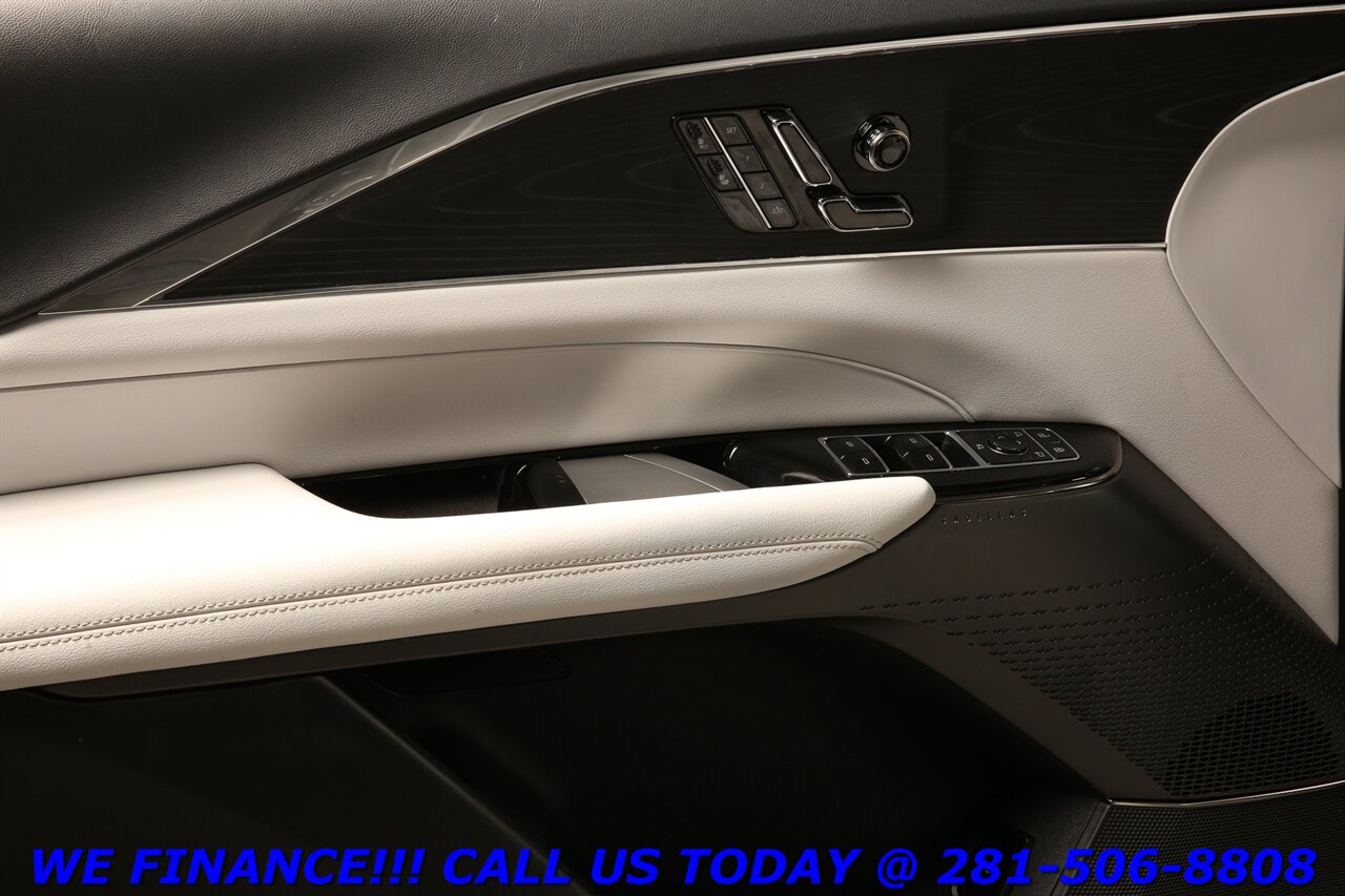 2024 Cadillac LYRIQ 2024 Luxury AWD NAV PANO ADAPT BLIND 23K MLS   - Photo 9 - Houston, TX 77031