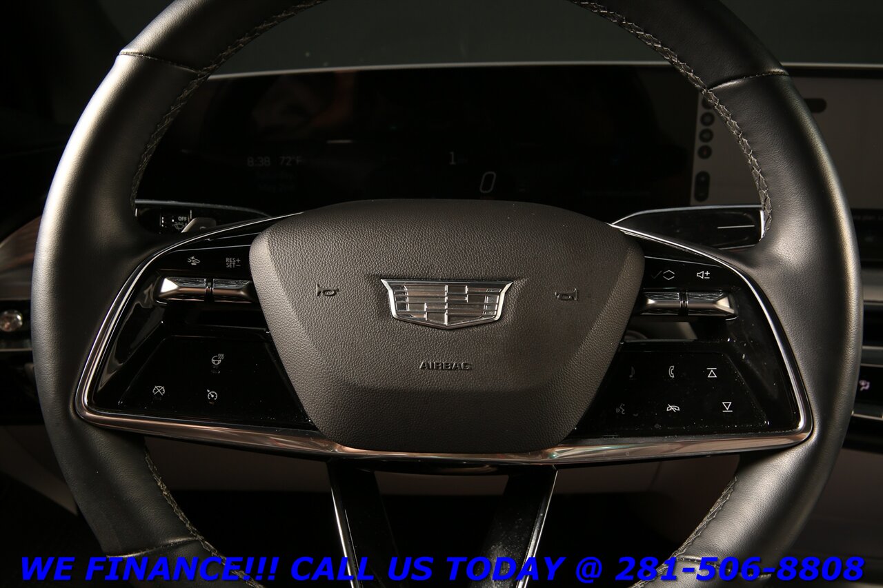2024 Cadillac LYRIQ 2024 Luxury AWD NAV PANO ADAPT BLIND 23K MLS   - Photo 14 - Houston, TX 77031