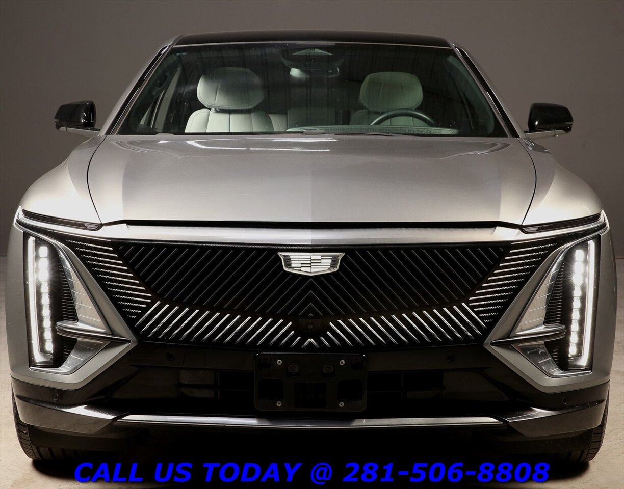 2024 Cadillac LYRIQ 2024 Luxury AWD 500HP NAV PANO ADAPT BLIND 23K MLS - Photo 9 - Houston, TX 77031