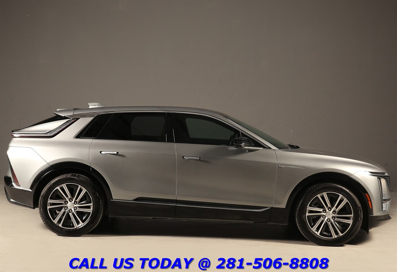 2024 Cadillac LYRIQ 2024 Luxury AWD 500HP NAV PANO ADAPT BLIND 23K MLS - Photo 29 - Houston, TX 77031