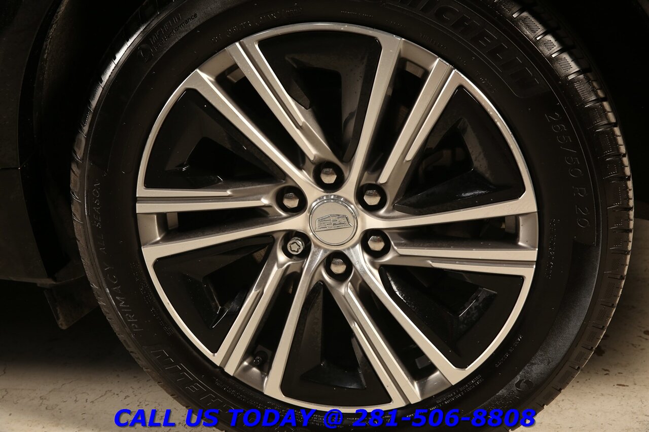 2024 Cadillac LYRIQ 2024 Luxury AWD 500HP NAV PANO ADAPT BLIND 23K MLS - Photo 24 - Houston, TX 77031