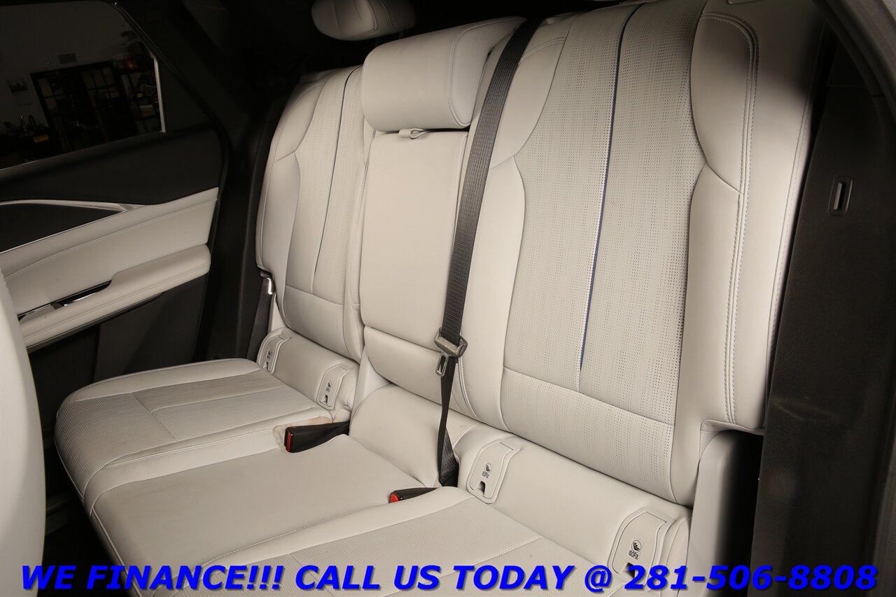 2024 Cadillac LYRIQ 2024 Luxury AWD NAV PANO ADAPT BLIND 23K MLS   - Photo 22 - Houston, TX 77031