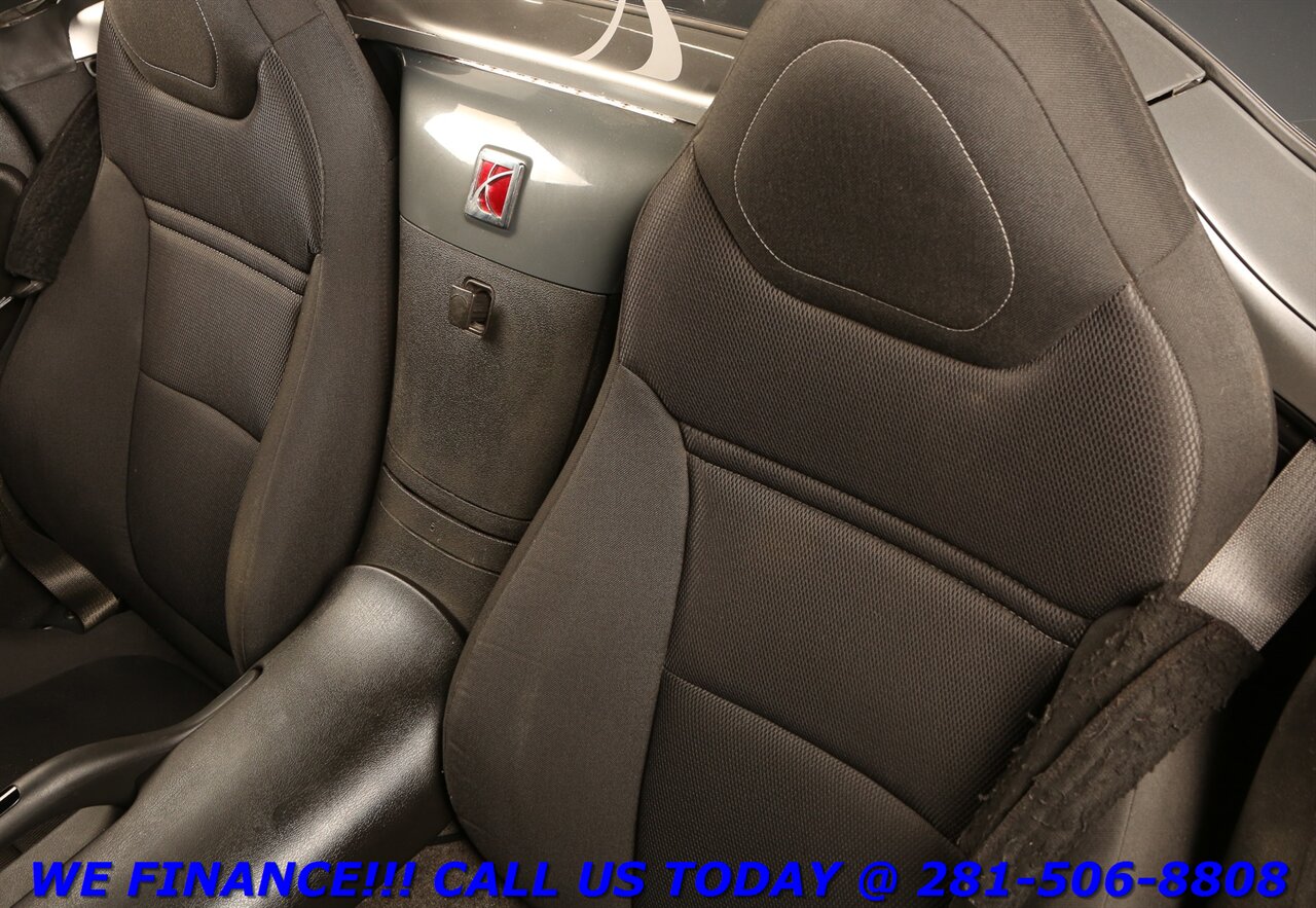 2008 Saturn Sky 2008 CONVERTIBLE CARBON FLASH XENONS 30K MLS   - Photo 11 - Houston, TX 77031
